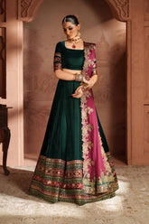 Iznik IV-65 emerald green velvet maxi dress