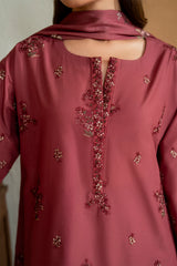 Iznik | UE-469 | Embroidered Lawn Suit