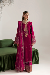Emaan Adeel Zarposh Velvet Collection Shahnaz luxury formal dress 2025 – Highway Fashion