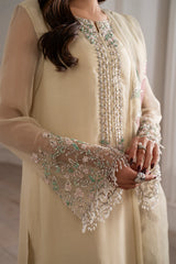 Iznik | Luxury Formal | UE-413 Embroidered Chiffon