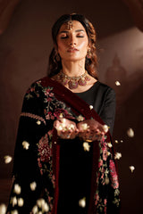 Iznik IV-59 black embroidered velvet frock