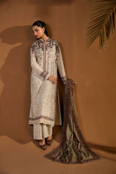 Sobia Nazir WINTER SHAWL '25 | Design 6A