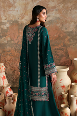 Emaan Adeel | ZEHNASEEB | Afsana-e-Silk A tale woven in silk