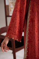 Rustic Aura — warm tones, soft marina, perfect winter style.