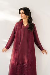 Xenia L'essence Summer '26 | CALAIS