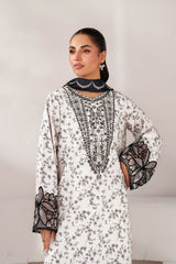 Xenia L'essence Summer '26 | TIA