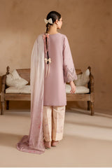 Dyed lawn back panel of Iznik UE-470 suit