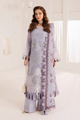 Embroidered chiffon front center panel of Alizeh Kohsar suit