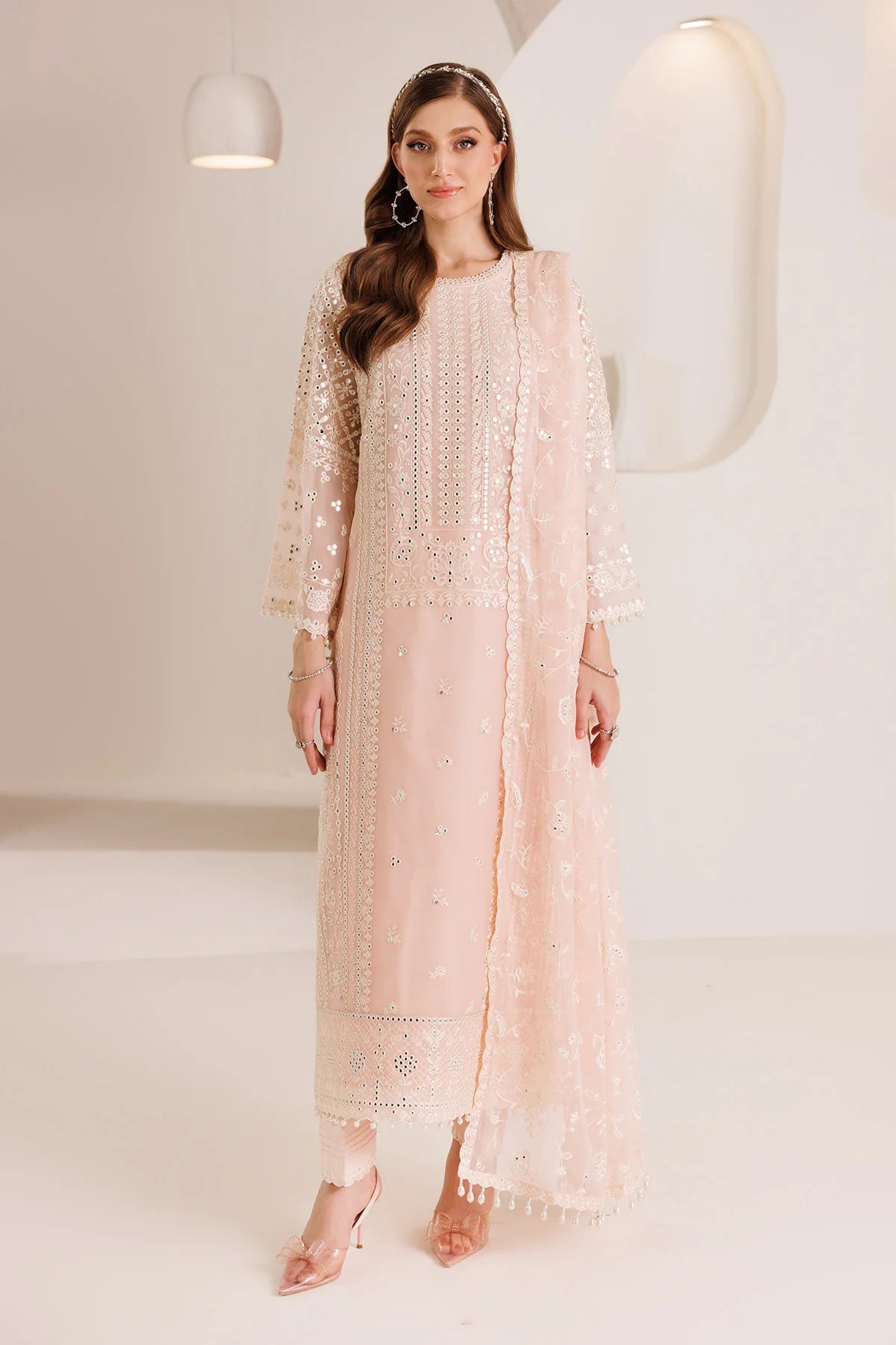 Front side embroidered chiffon panels of Miksha suit