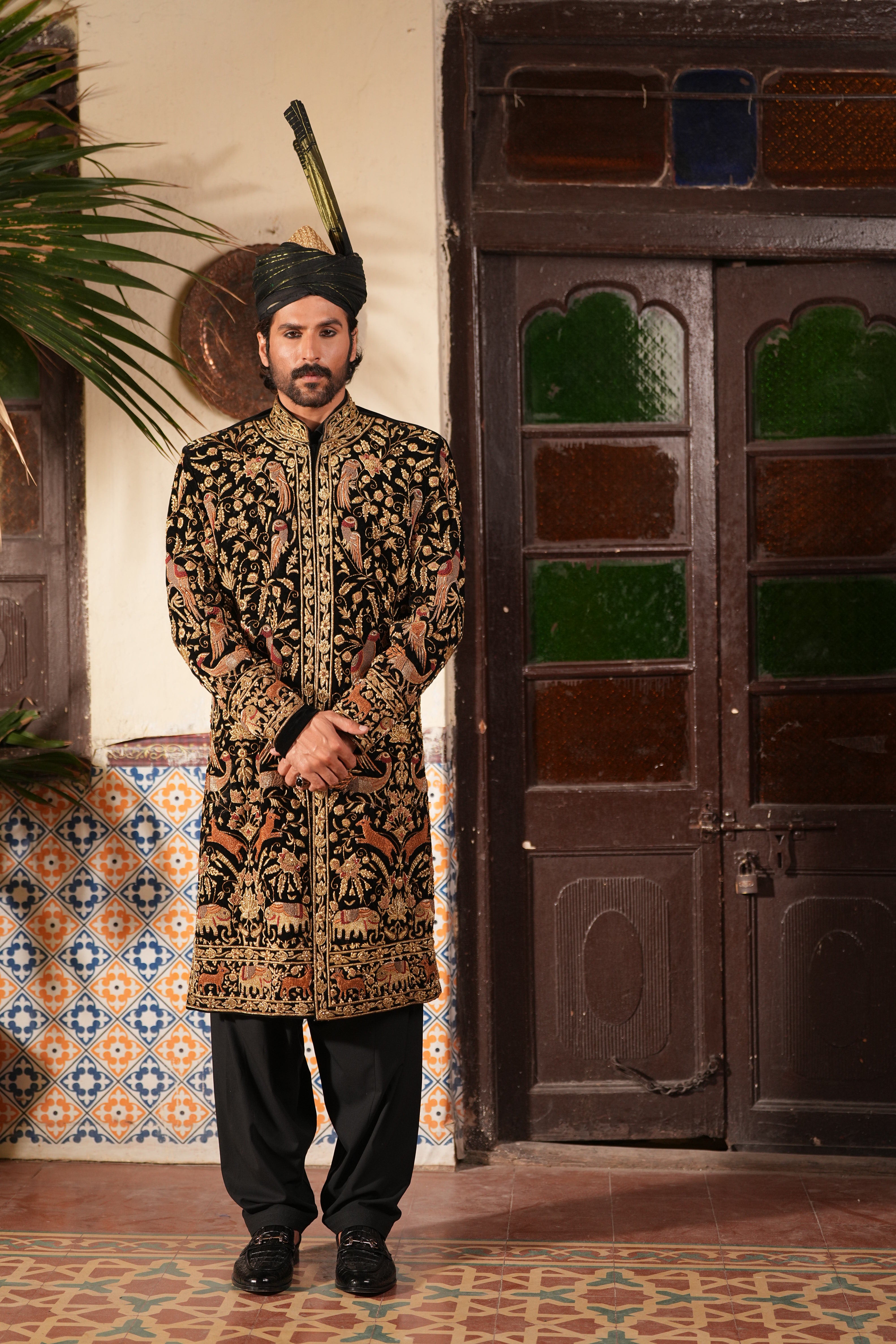 Front view of Zar-e-Siyah sherwani by Highway Fashion Couture