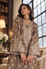 Saadia Asad D8 A - Polka Mose Gold 03