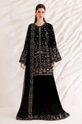 Emaan Adeel | The Velvet Affair | LIVIA