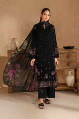 Left side embroidered lawn panel of Iznik UE-477 shirt