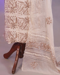 Plain trouser design included in Miraya outfit