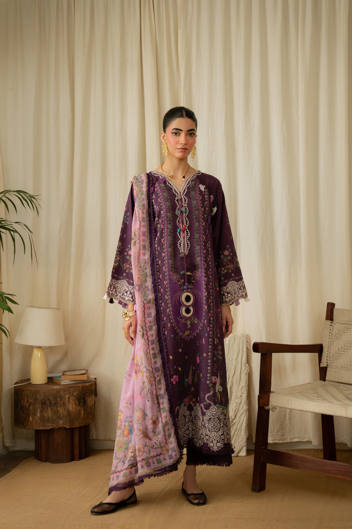 Aabyaan AMELINE AK-05 look 1
