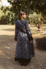 Back and sleeves detailing on Aziel lawn dress by Ayzel