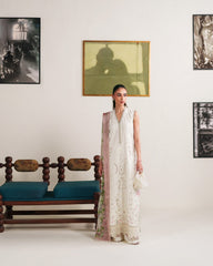 Whispers of Summer Luxury Lawn By Neeshay | IRIS