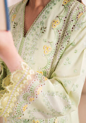 Hand-Embroidered Neckline Detail – Zavi Azalea Edit’25