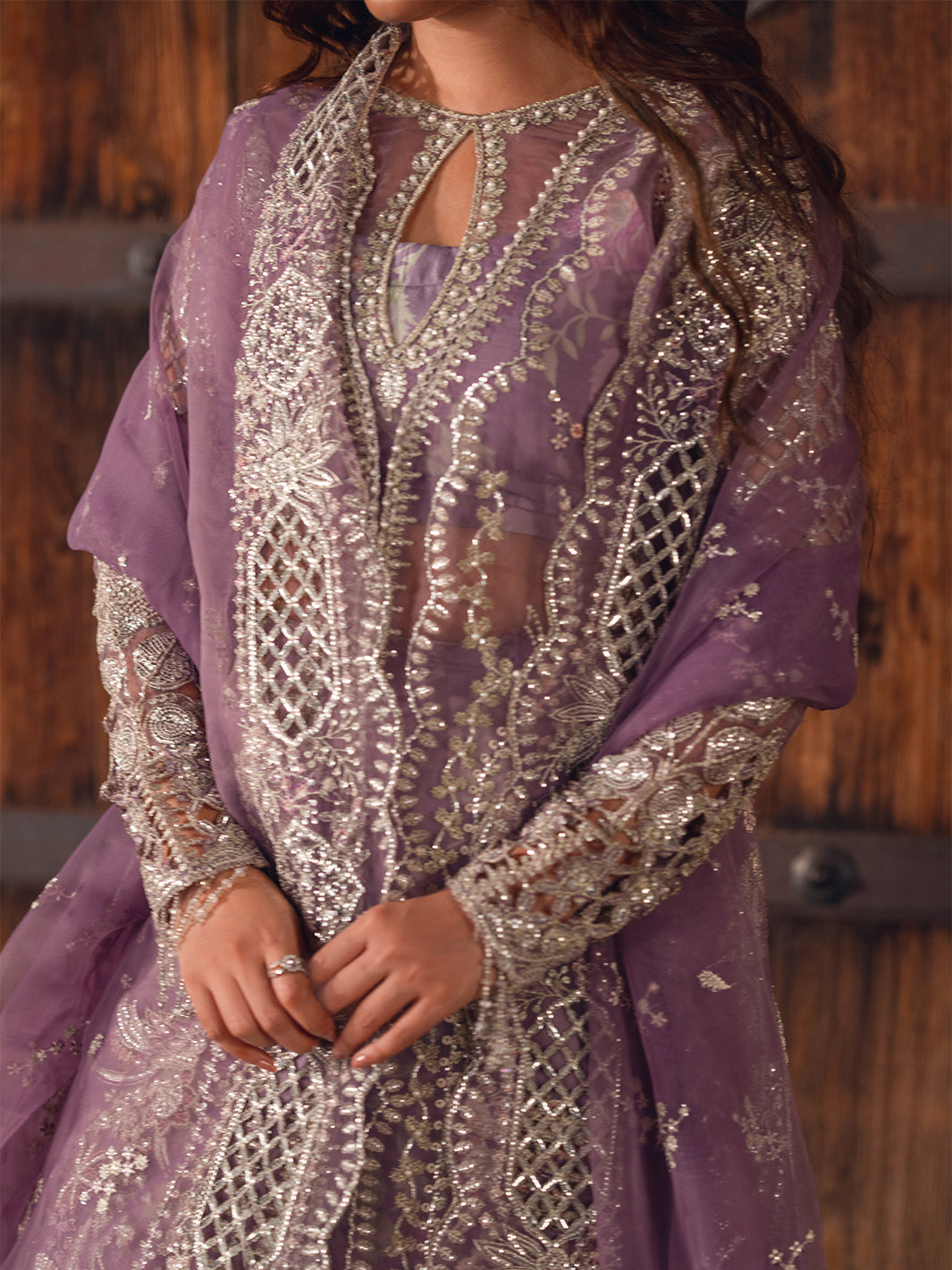 binilyas | Sona Gachi Formals | D-604