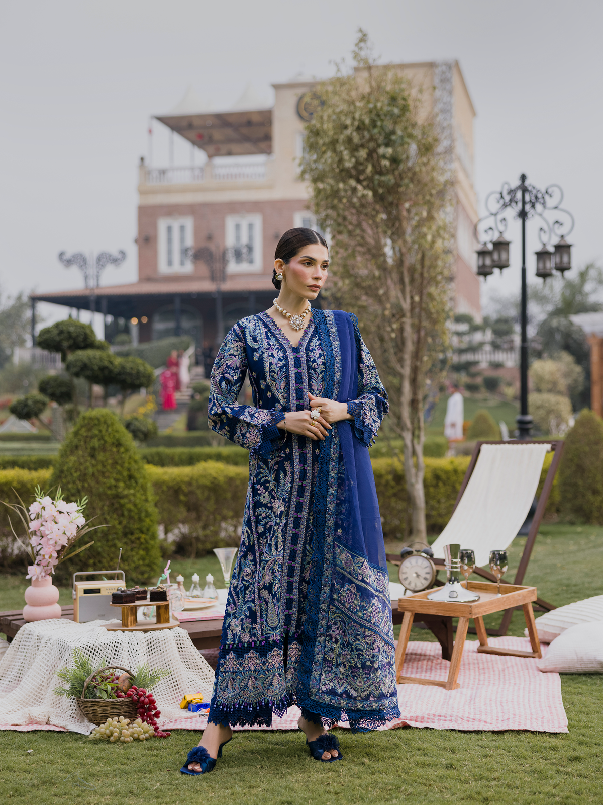 Eshaisha Eid Special | Lawn Embroidered EA-LL-5575