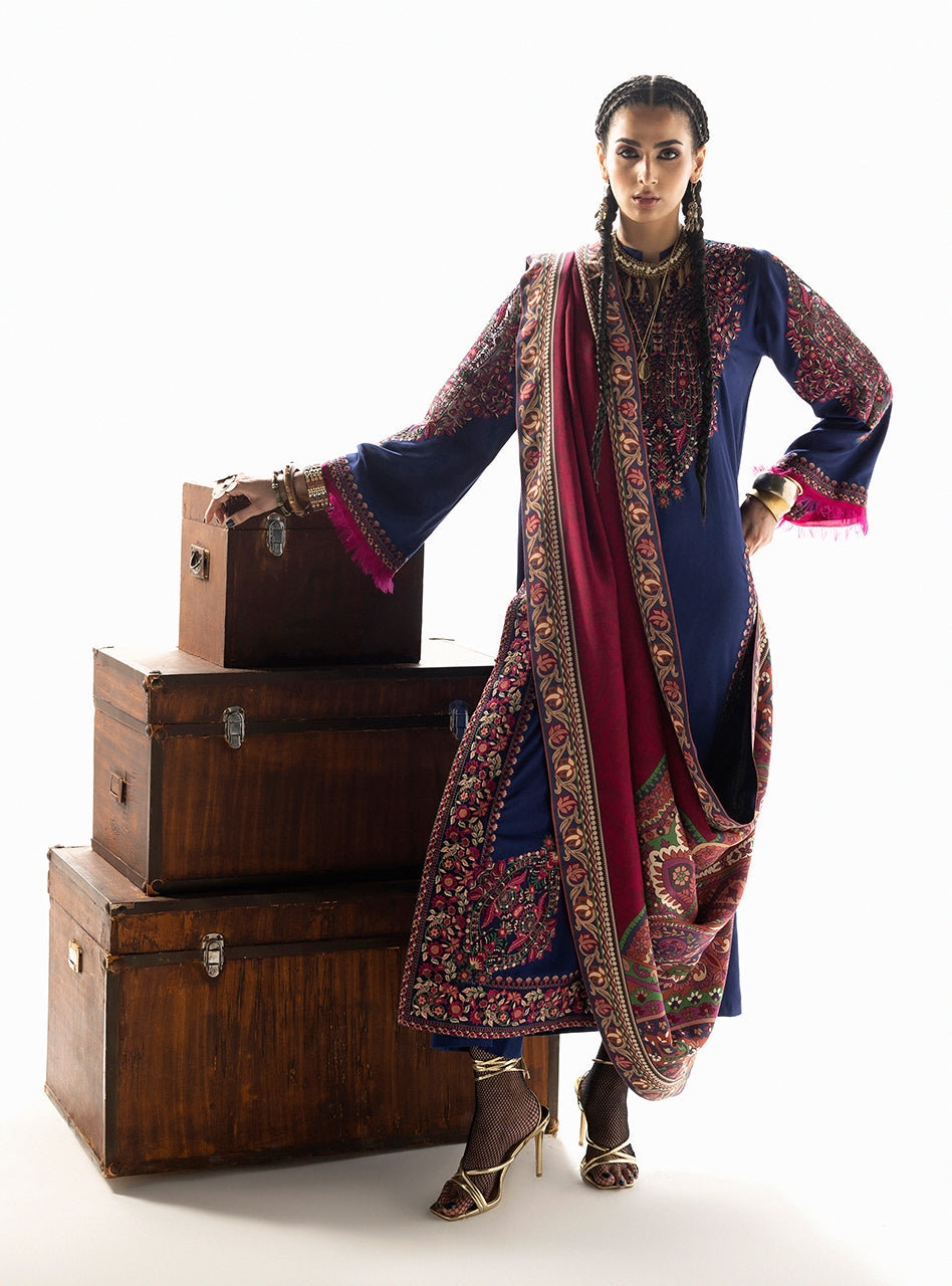 Zainab Chottani Winter Shawls | Vilana - D9