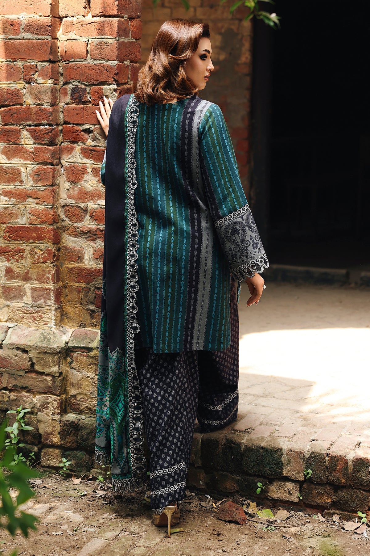 Charizma | ccw6-12 | Combination Linen Collection