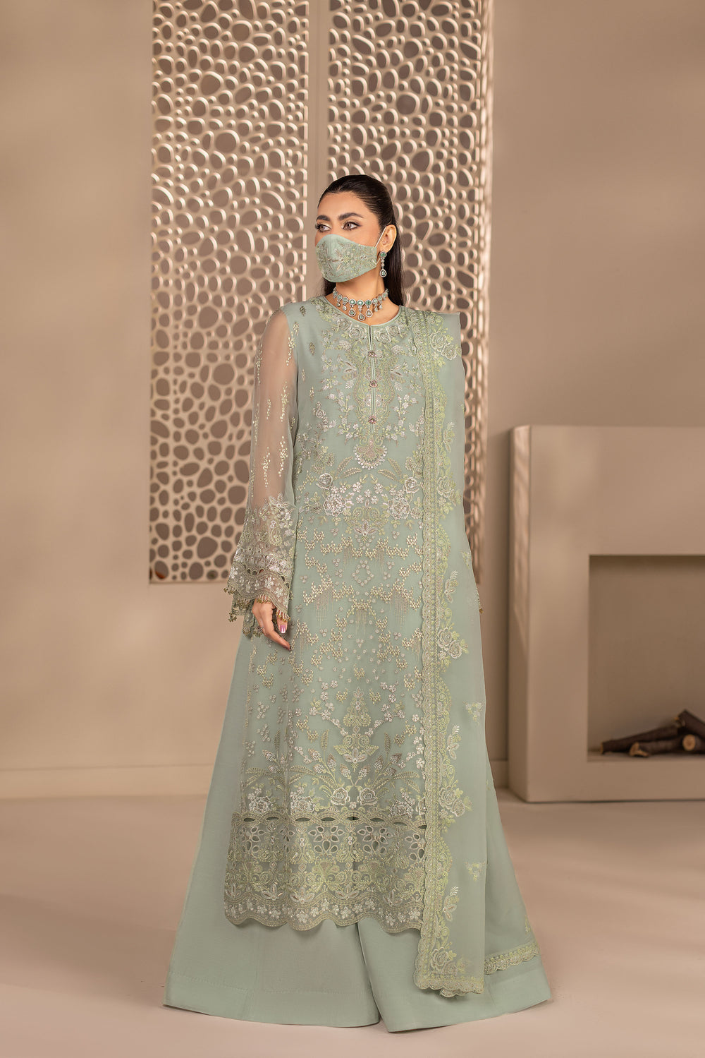 Zeenat Kuch Khas By Flossie | ZE-101