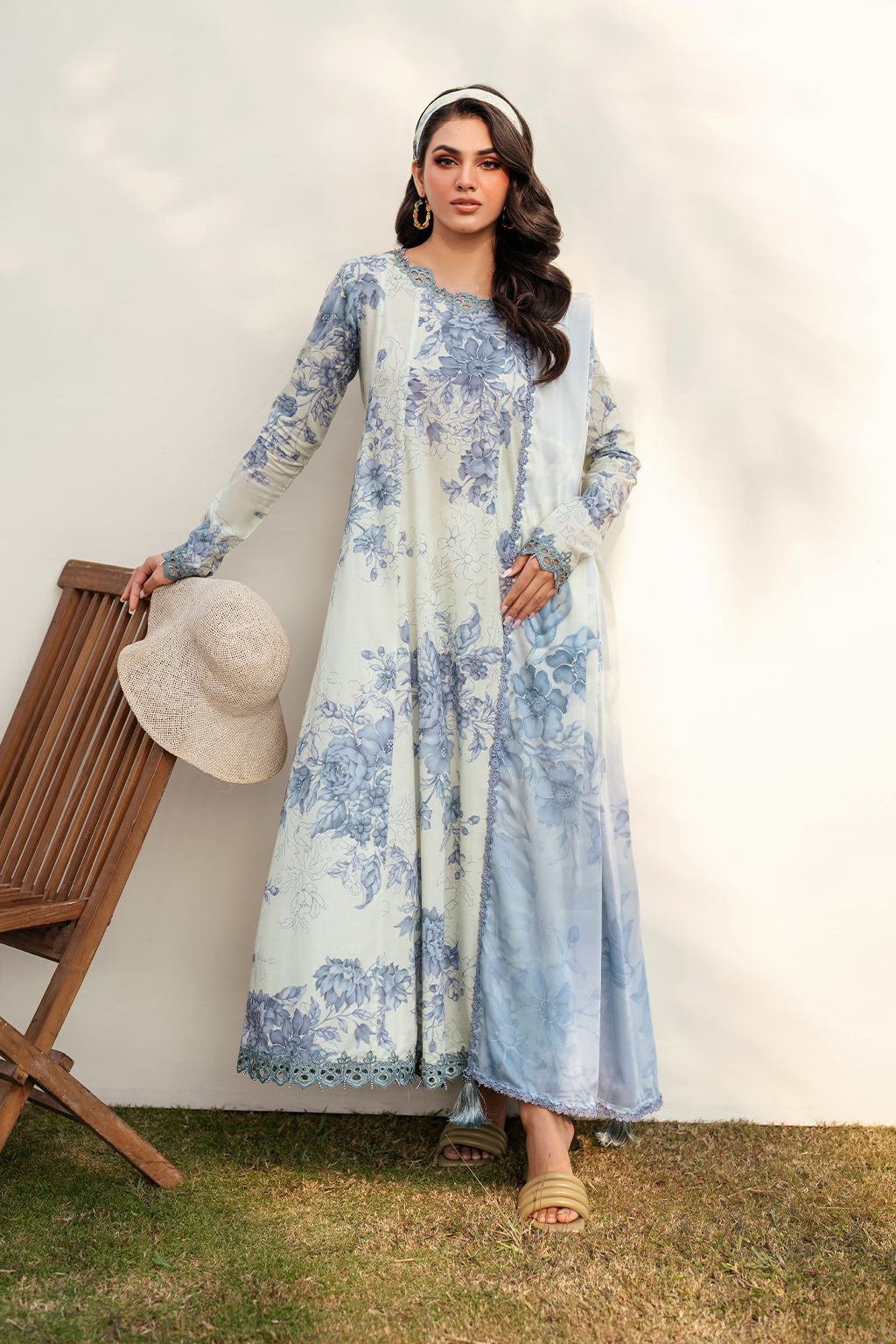 iznik-UE-390 Printed Lawn-rang-e-mausam