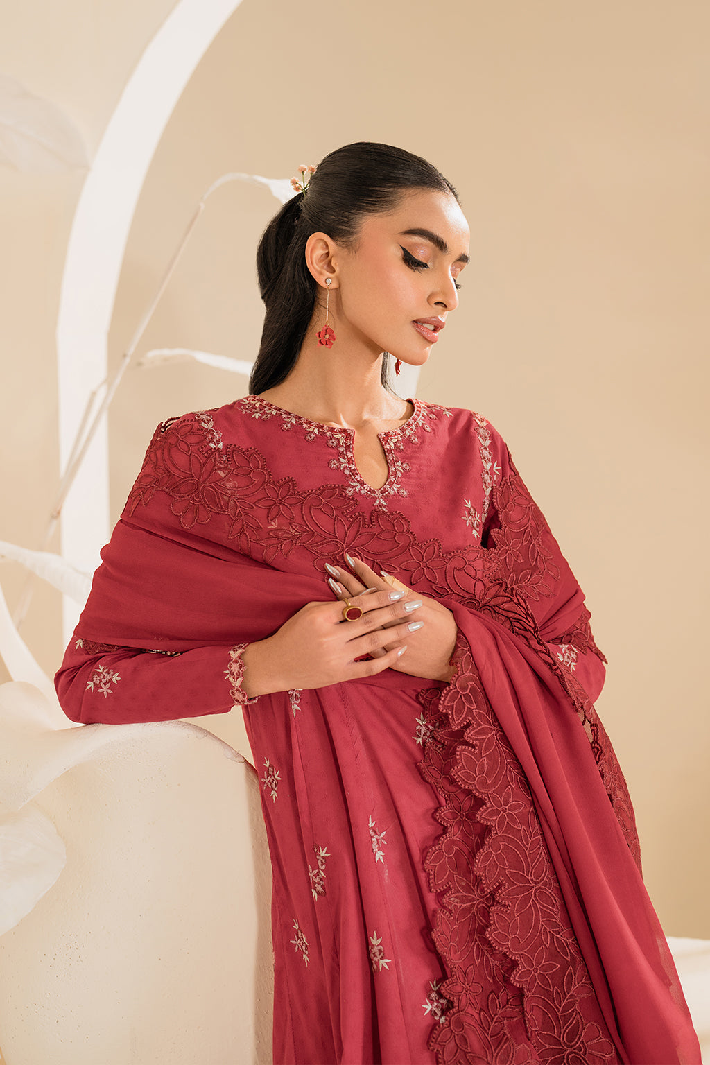 Iznik | UE-425 |  Textured Lawn