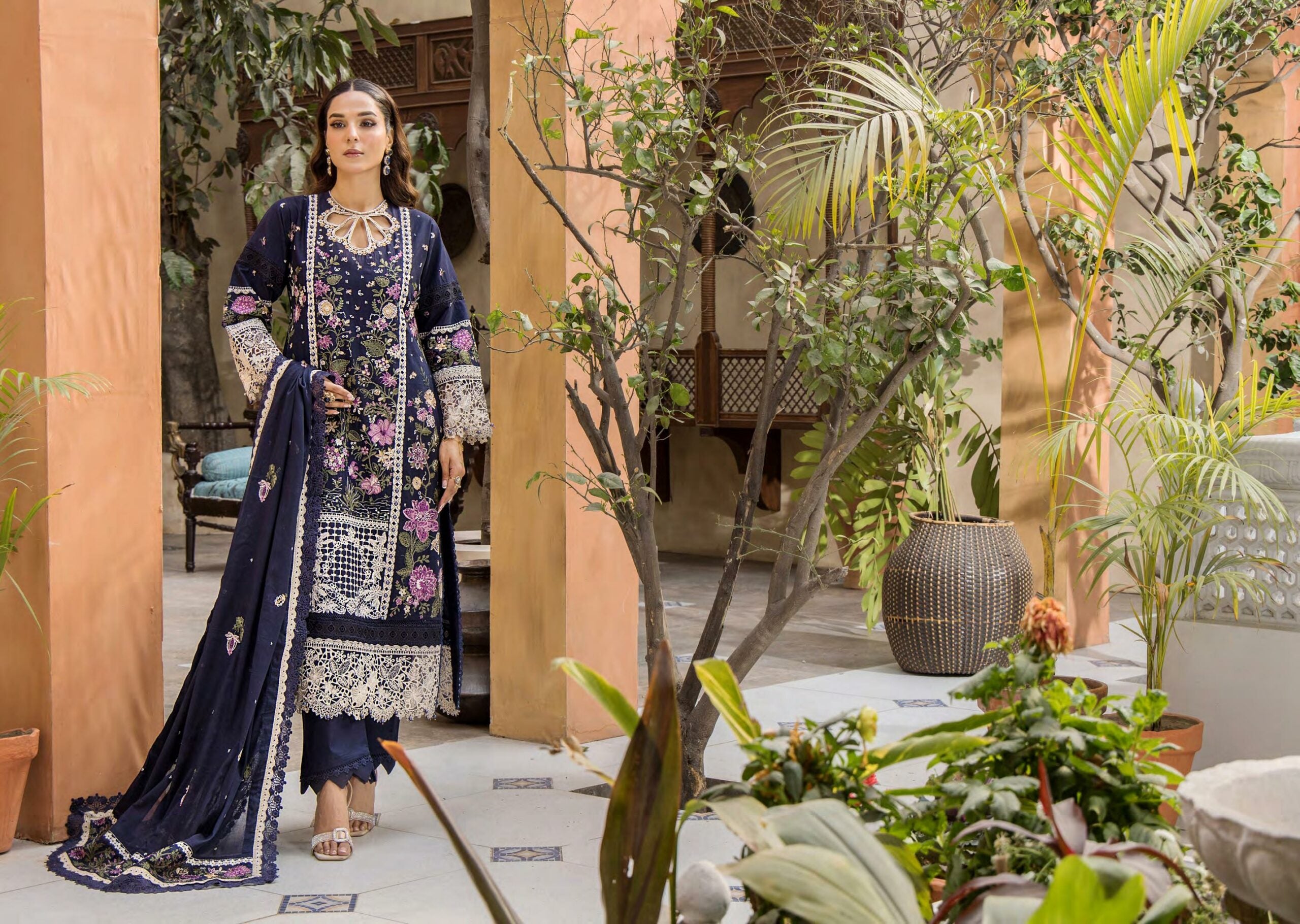 Eshaisha | Velvet Night | Luxury Lawn Embroidered '25