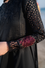 Iznik | UE-377 | Exclusive Lawn