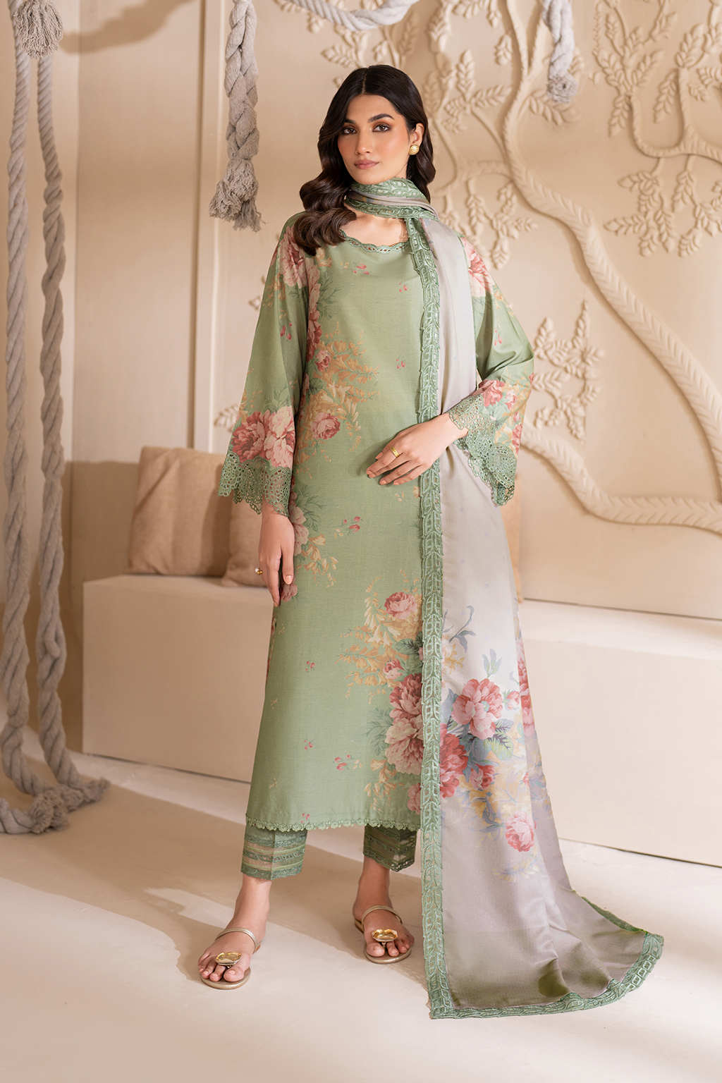 Online Exclusive Winter Collection'24 By Iznik UE-346