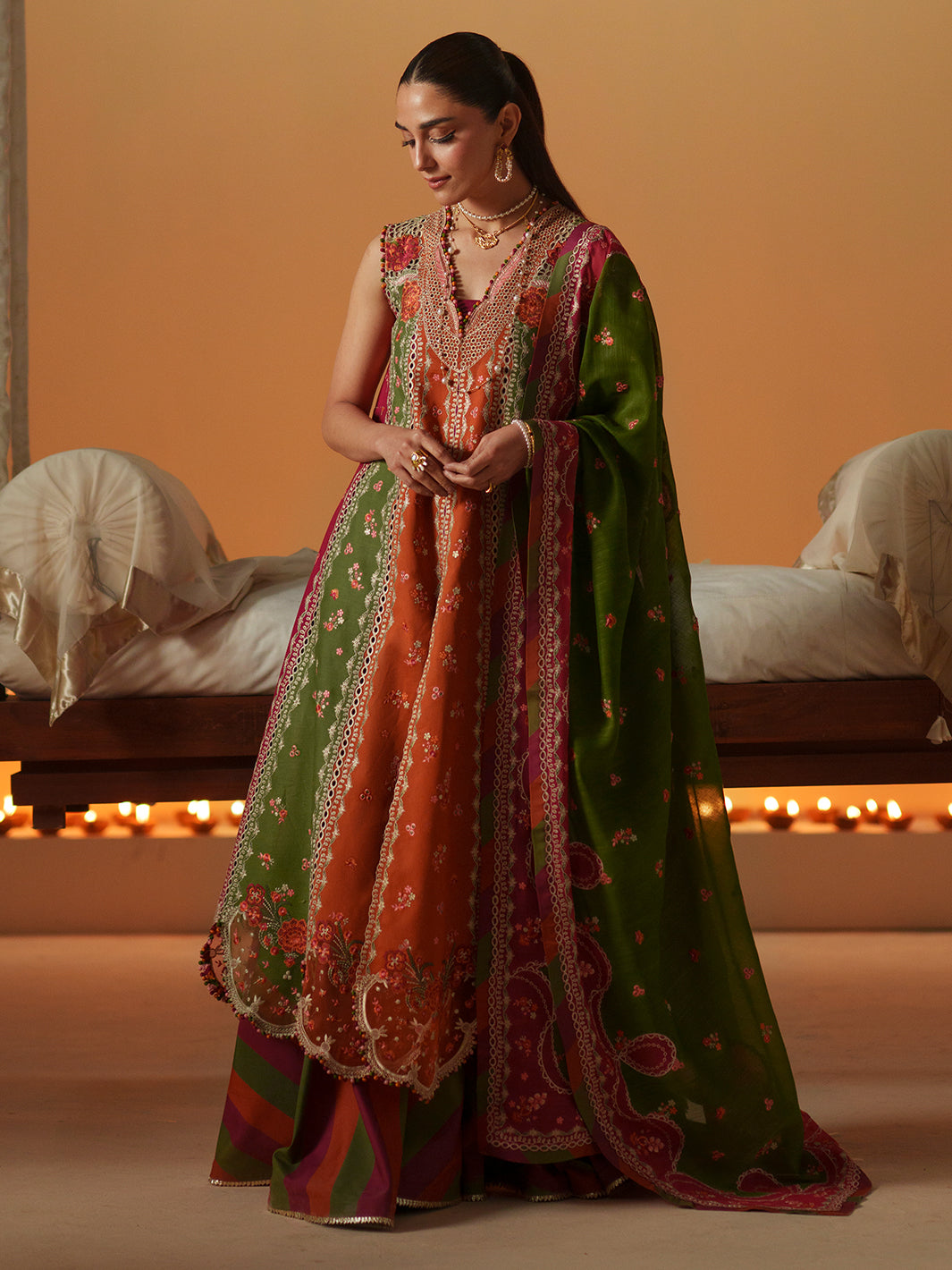 Binilyas Mashriq Luxury Lawn '26 | D-114-B | 3 PC Luxury Lawn