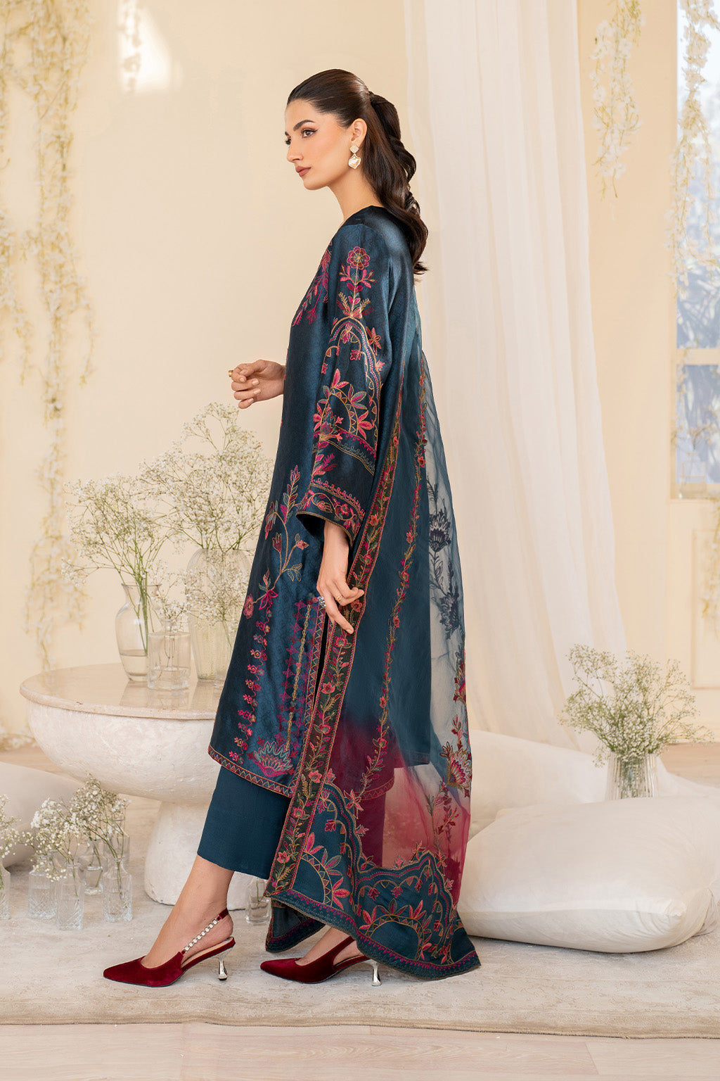 Iznik | Printed Formal | UE-379 Embroidered Pure Jacquard Silk