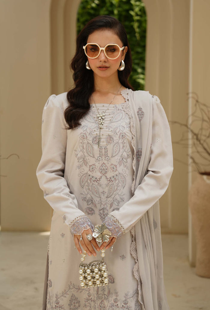Mushak by HumDum | D07 | 3PC Embroidered Lawn Suit
