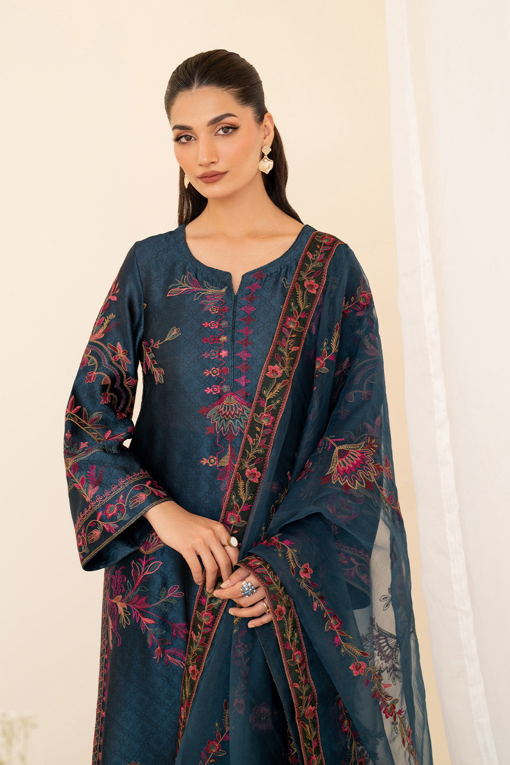 Iznik | Printed Formal | UE-379 Embroidered Pure Jacquard Silk