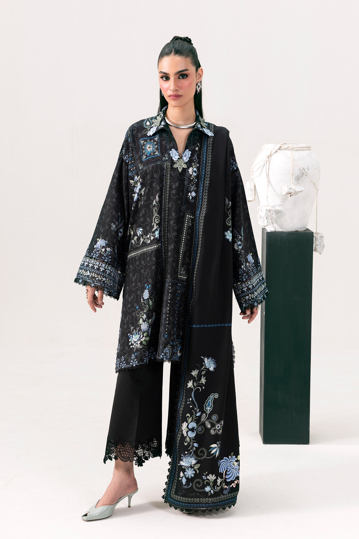 Qalamkar - QPrints Winter '26 - QPW-05 (A) Luna
