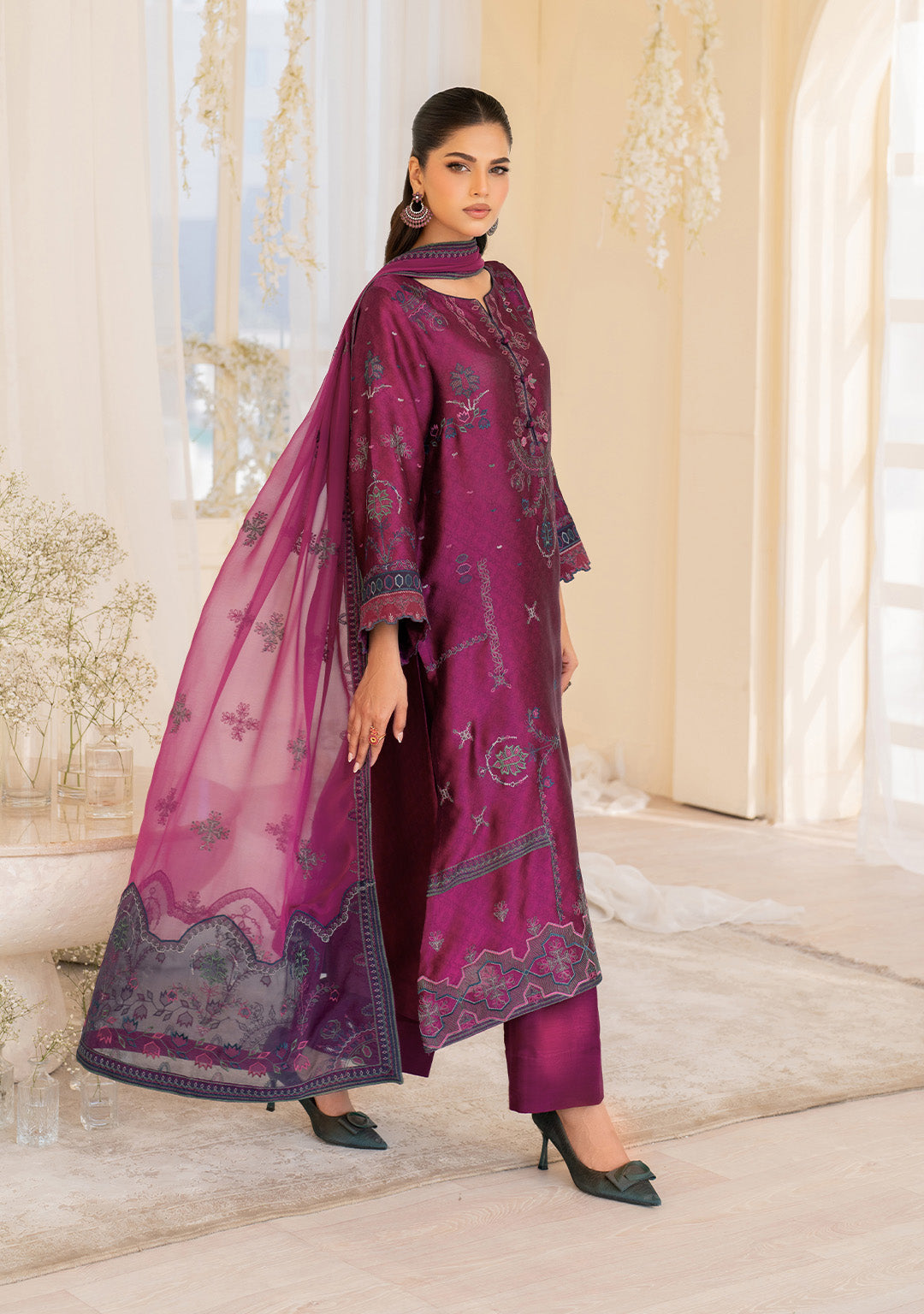 Iznik | Printed Formal | UE-436 Embroidered Pure Jacquard Silk