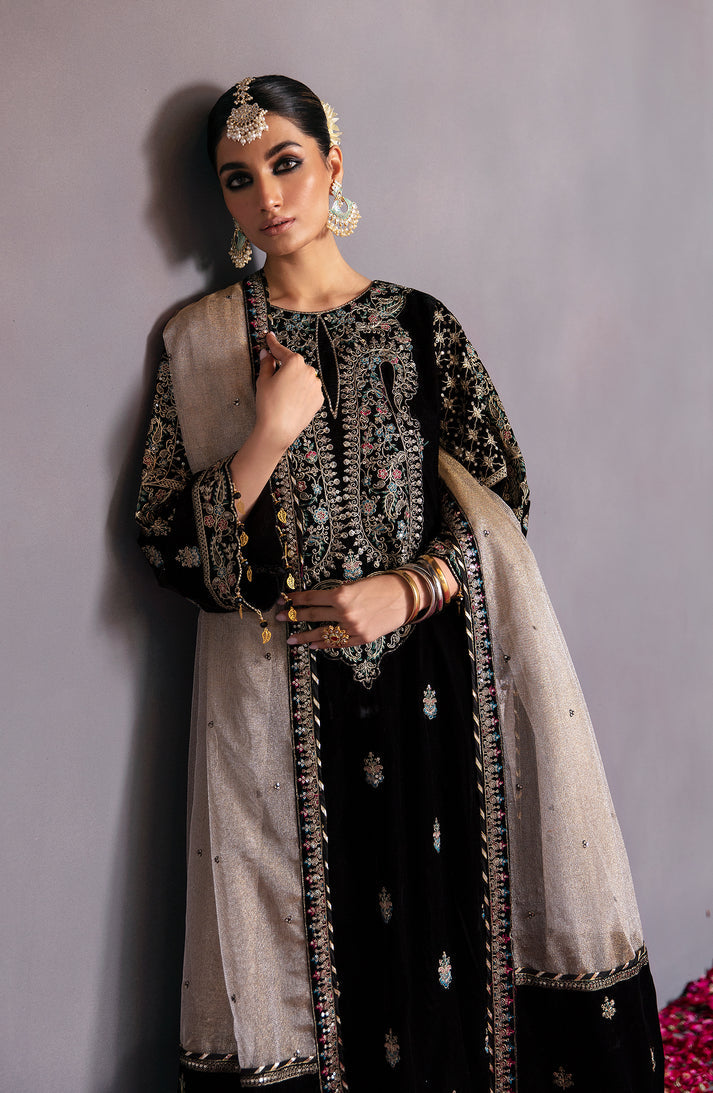 Highway Fashion Emaan Adeel Aqs luxury formal outfit