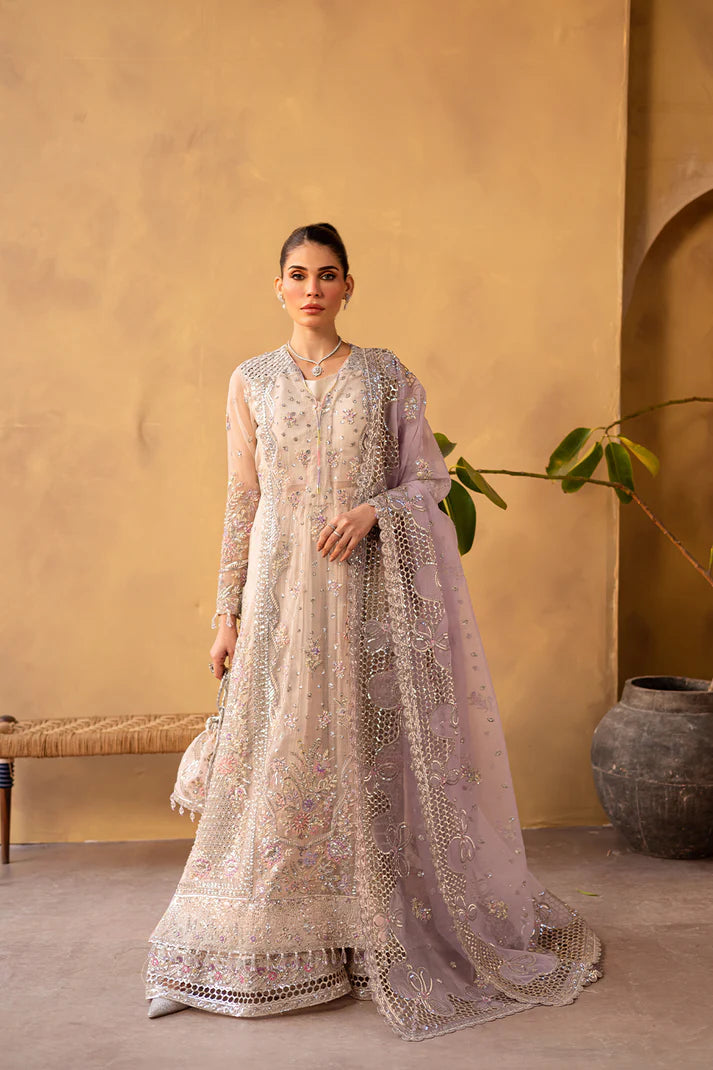 Emaan Adeel | LUNARA | Regalia Formals