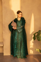 Emaan Adeel | IVYEN | Regalia Formals