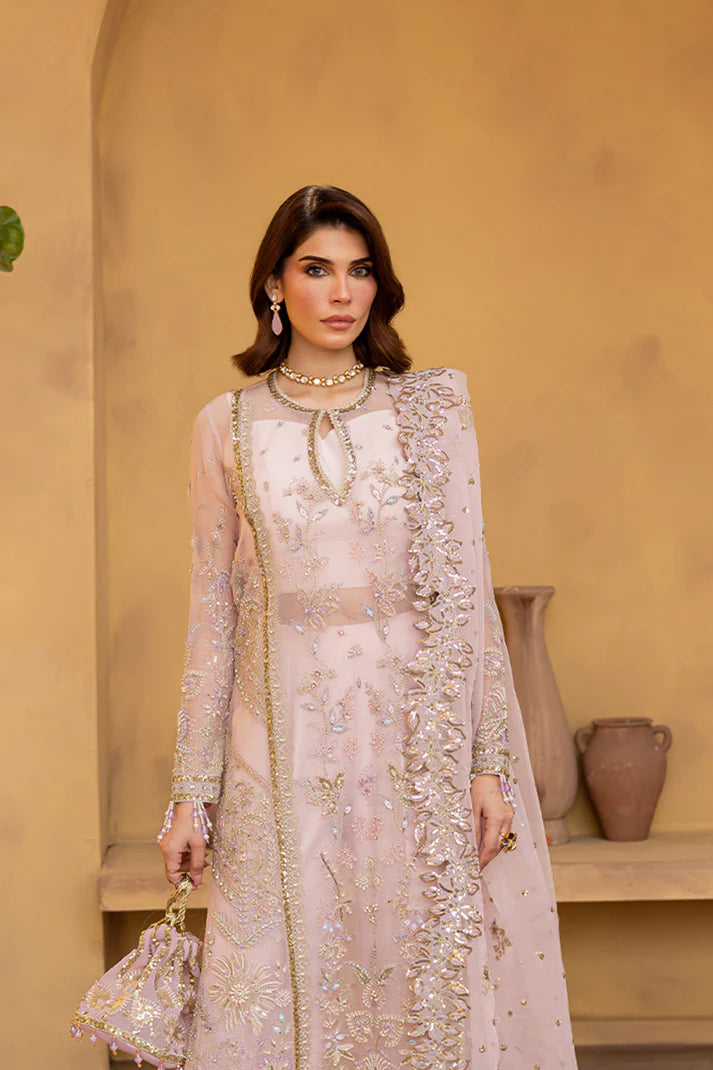 Emaan Adeel | VELOURA | Regalia Formals