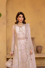 Emaan Adeel | VELOURA | Regalia Formals