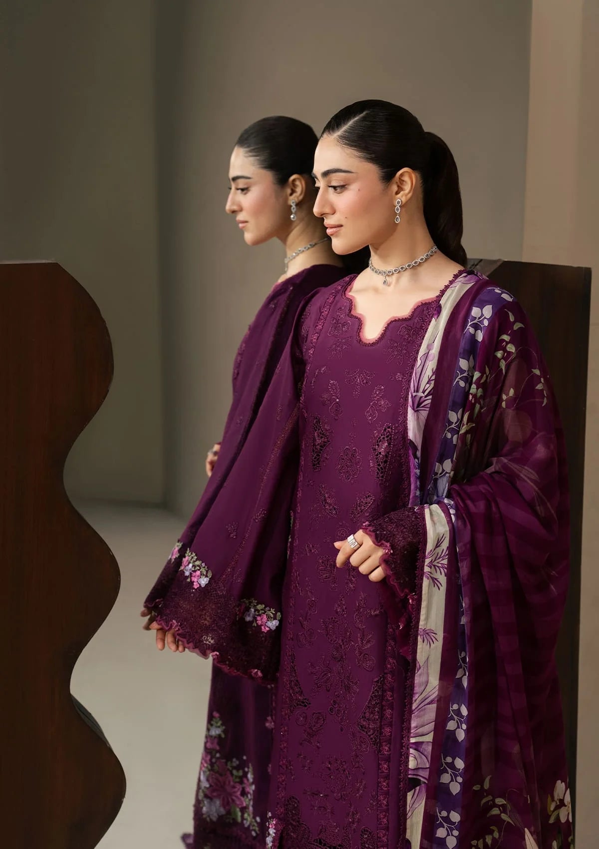 Elaf E-CRAFT - CHIKANKARI LAWN WITH CHIFFON DUPATTA '26 | EHC-2B CASSIS