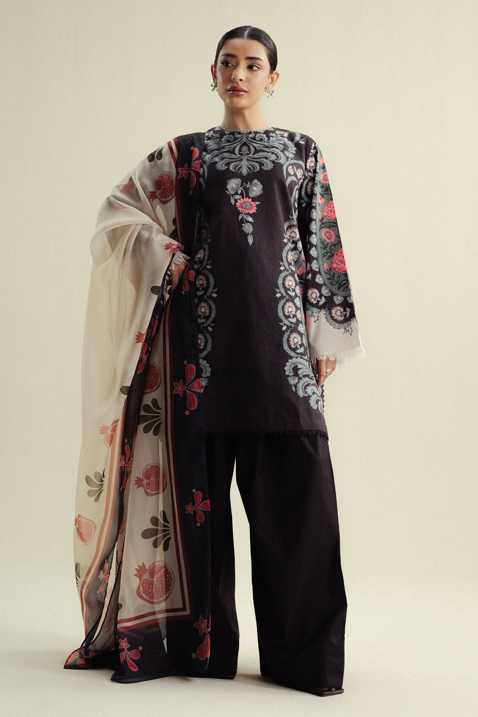 Zara Shahjahan Sol-9B COCO Prints 2025 outfit at Highway Fashion