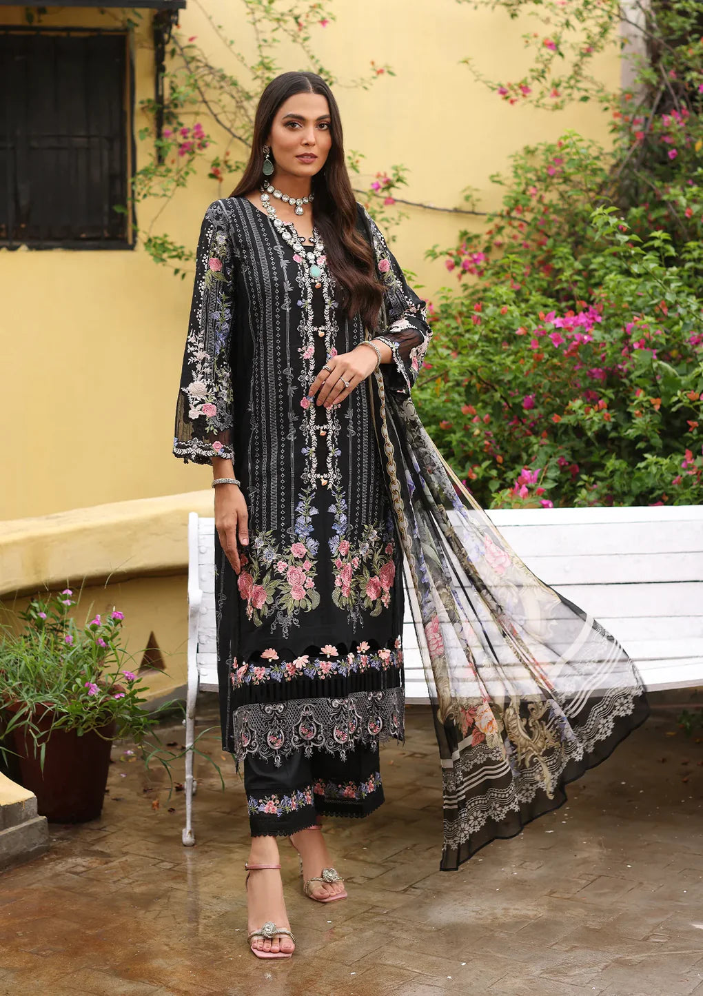 Luxe Luxury Embroidered Lawn Collection '23 By Elaf ELJ-03A BLACK SWAN