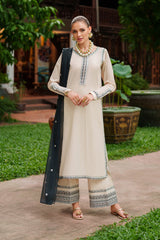 Iznik  Qnline Exclusive | UE-515 | Dyed Plain Lawn