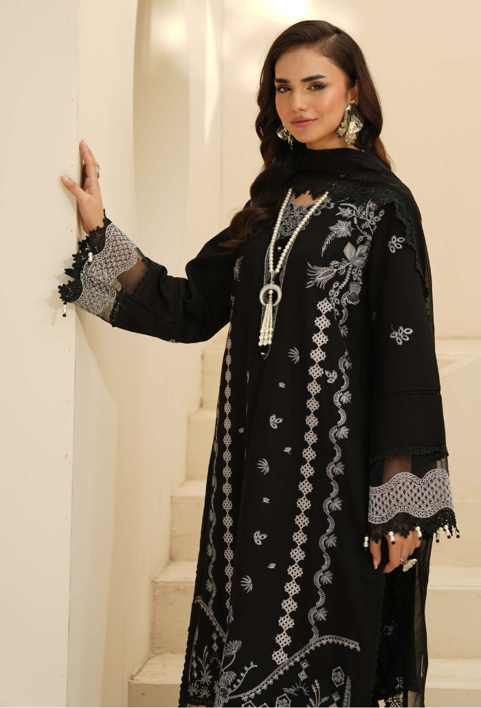 Mushak by HumDum | D03 | 3PC Embroidered Lawn Suit