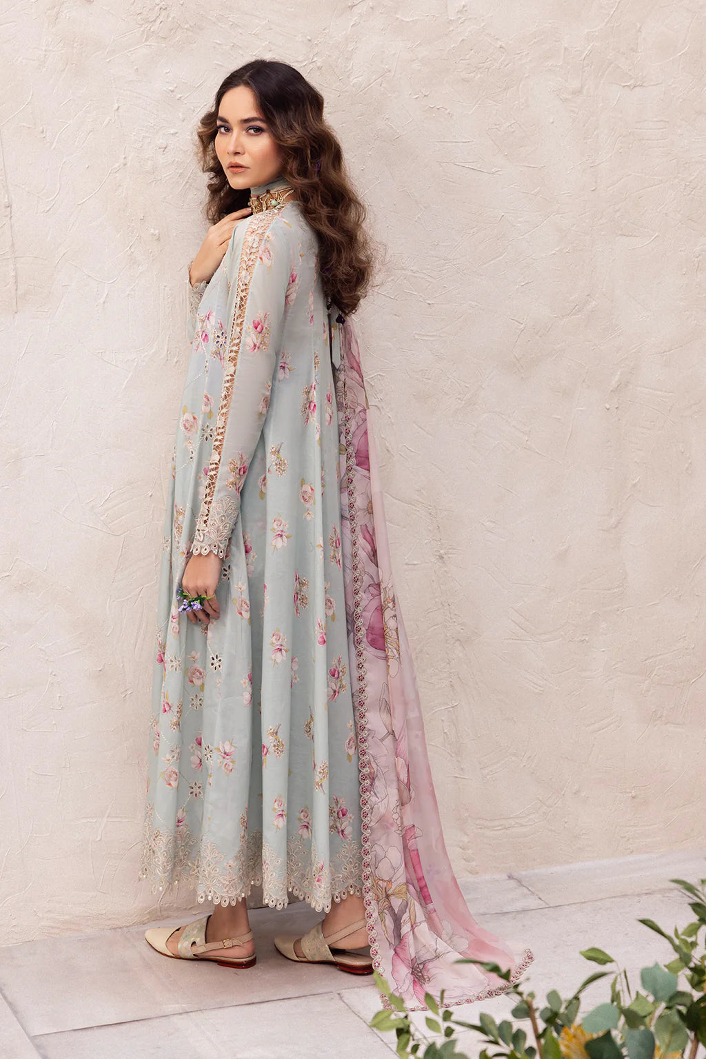 Iznik | DL-10 | Dahlfa Collection
