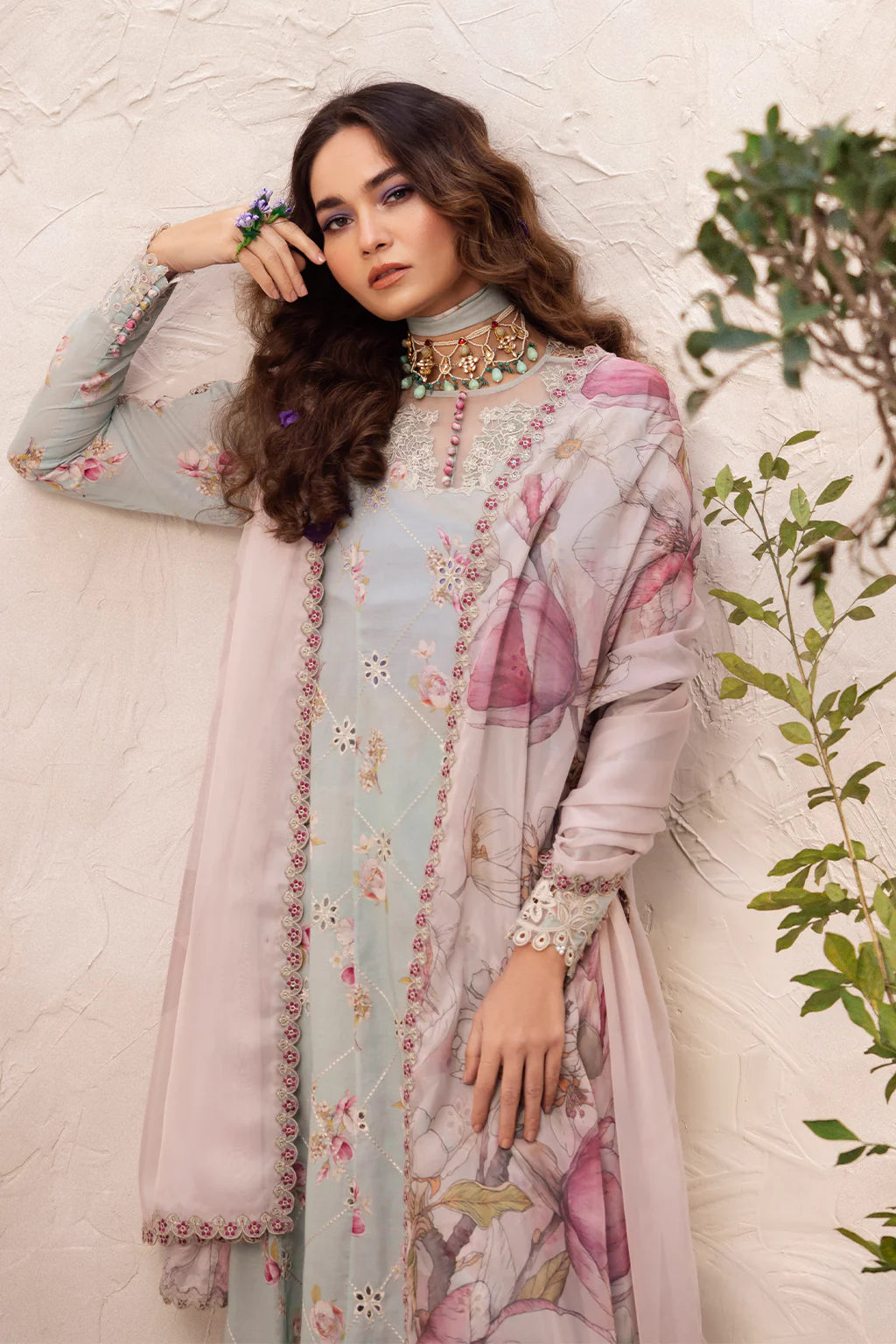 Iznik | DL-10 | Dahlfa Collection